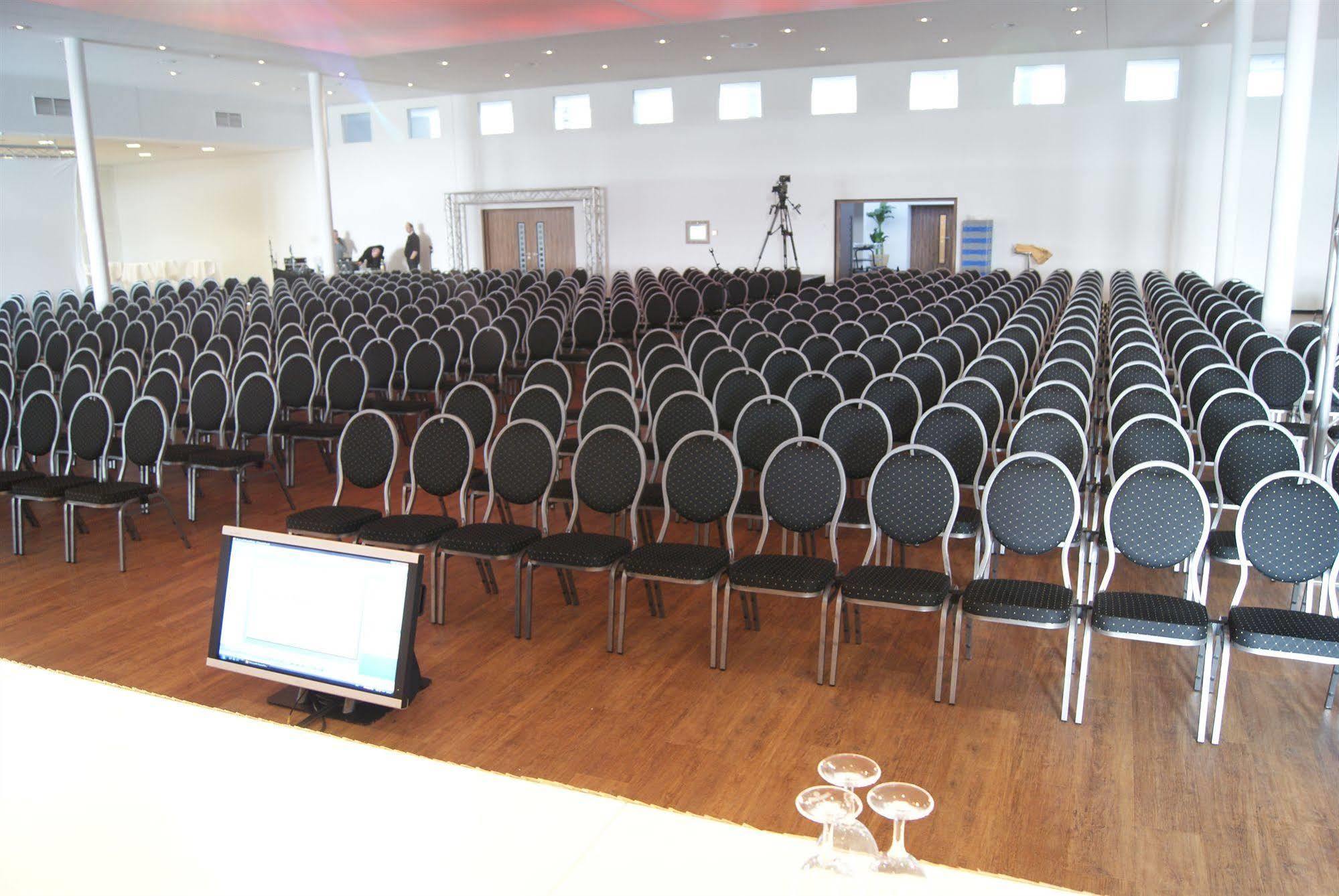 Designhotel + Congresscentrum Wienecke Xi. Hanóver Exterior foto